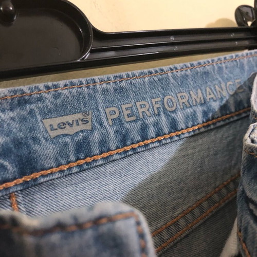 Levi’s unisex jeans W28/L32 like new