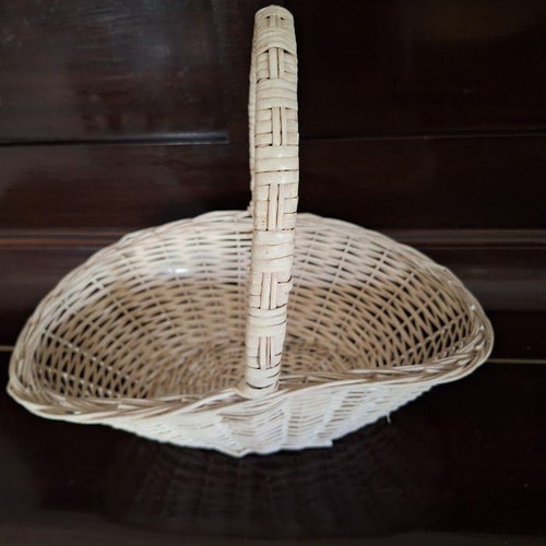 Handmade white wicker basket oval shape with tall handle like new