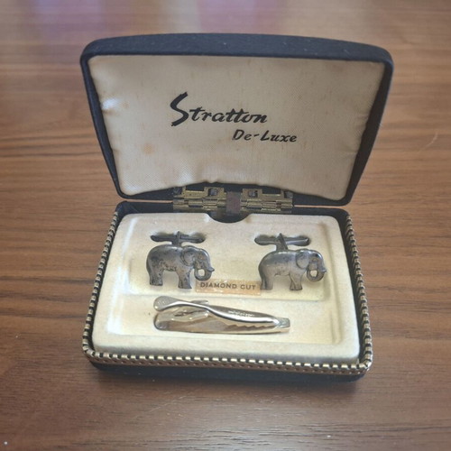 Σετ μανικετόκουμπων και κλιπ γραβάτας Stratton De-Luxe 1960 μεταχειρισμένο