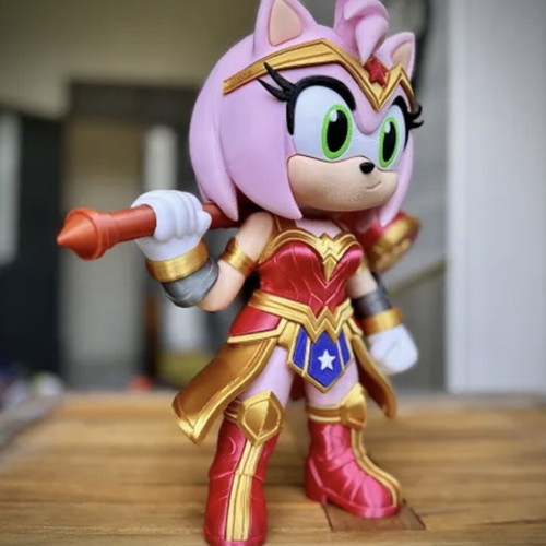 Amy Rose Wonder Woman collectible figure new
