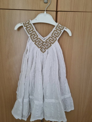 White dress for girl 1 year like new