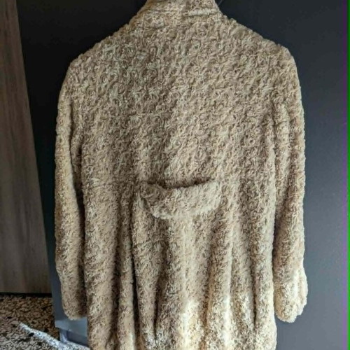 Attrattivo beige coat used, size L