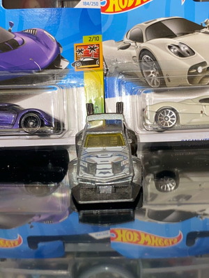 Hot Wheels Batmobile like new