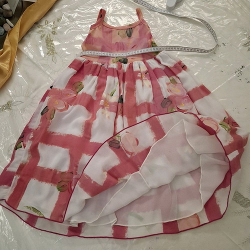 Children's elegant dress with skirt and lining new