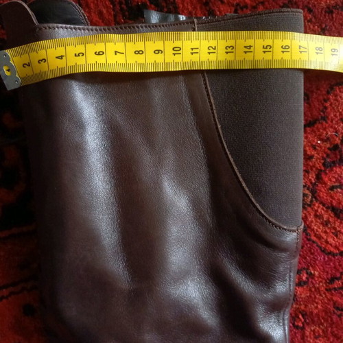 Leather boots from Italy like new, tall, dark brown