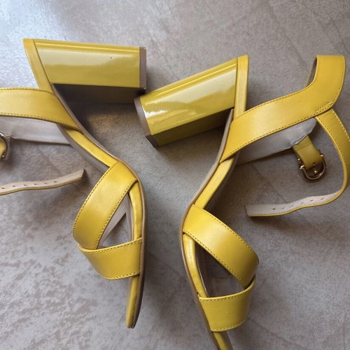 Minelli yellow leather sandals heel 9.5 cm like new