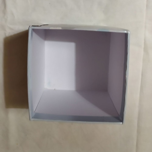 Collectible paper box used for organization 11x11x11 cm