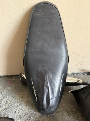 Honda Innova Injection 125 genuine seat used, good condition