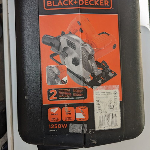 Case for circular saw used, excellent condition