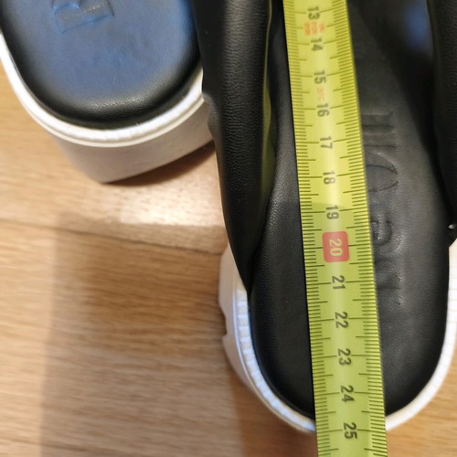 Women’s puffer platform sandals like new, size 38