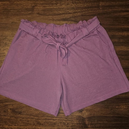 Shorts size L/XL like new, purple