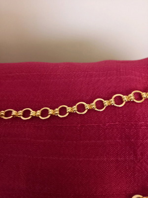 Gold Colour Chain necklace like new, large with durable clasp