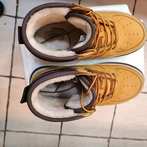Ugg boots like new, orange, size 41