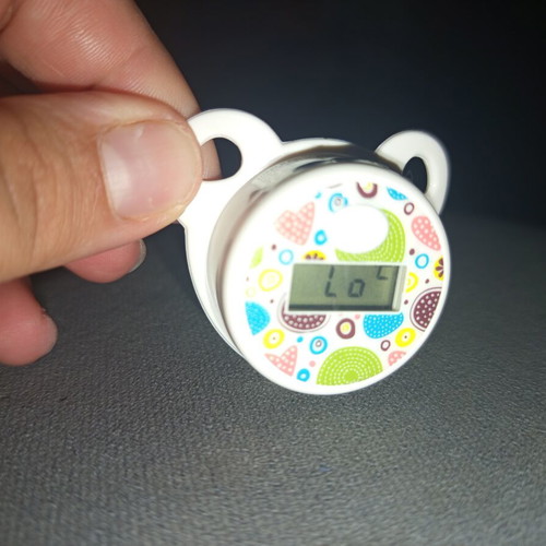 Pacifier thermometer like new