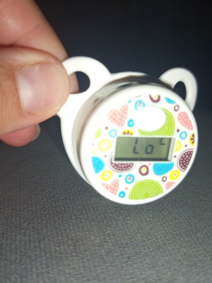 Pacifier thermometer like new