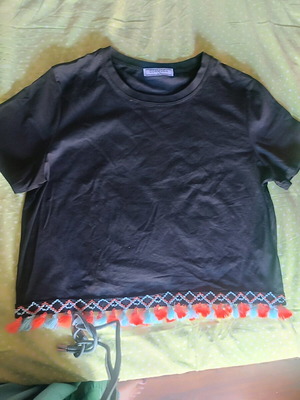 Black cotton t-shirt like new with boho detail