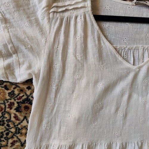 Stradivarius Broderie Anglaise dress white like new, size L