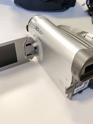 Panasonic NV-GS27E video camera like new