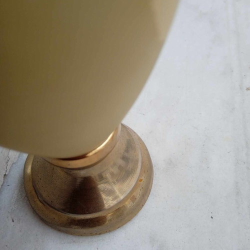 Marble table decoration like new with golden details
