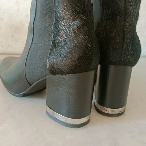 Kanna ankle boots new with silver detail, leather and fur