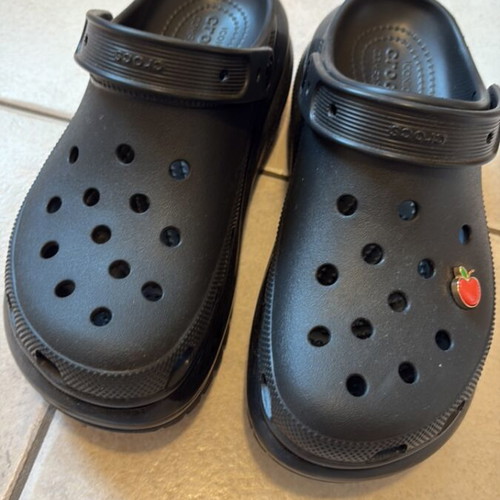 Crocs Mega Crush Clog women's sandals like new, size 40, black