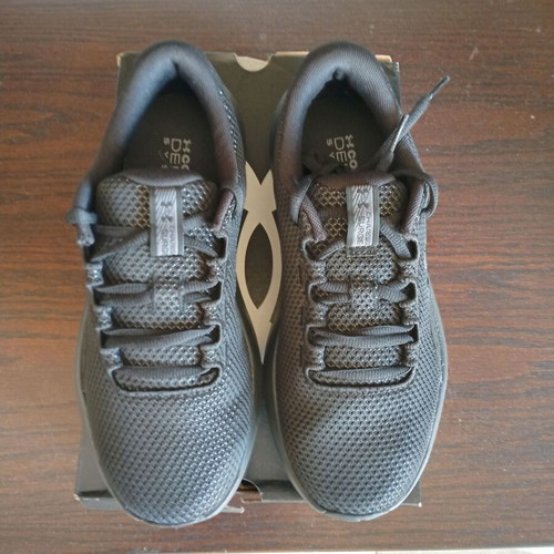 Under Armour UA W Charged Surge 4 women's athletic shoes size 38 black new