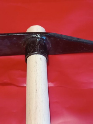 Garden hoe new, lightweight 380gr for flowerbed tasks