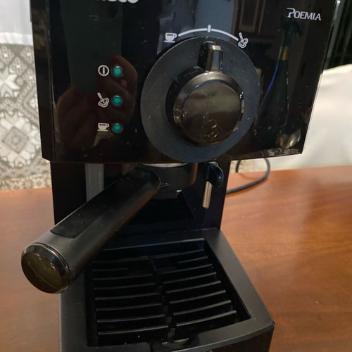 Saeco Poemia Philips espresso machine like new with milk frother