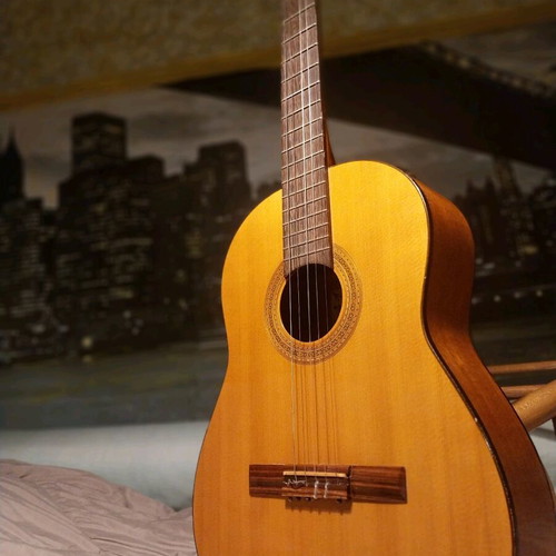 Guitar from the 1970s like new, ecorda brand
