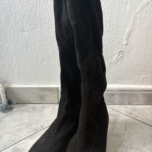 Maria Mare black pumps like new, size 39