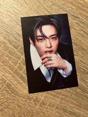 Stray Kids Karma Photocard Lee Know επίσημη σε άριστη κατάσταση