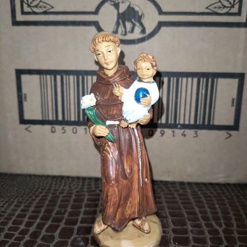 Saint figurines new, pack of 8, hard plastic, made in Italy