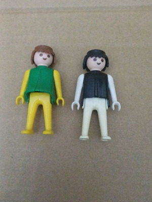Vintage Playmobil 2 figures like new