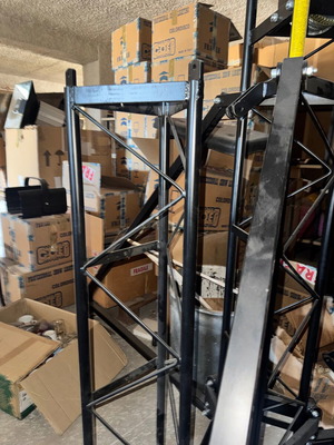 Crane for Truss Stage Setup like new