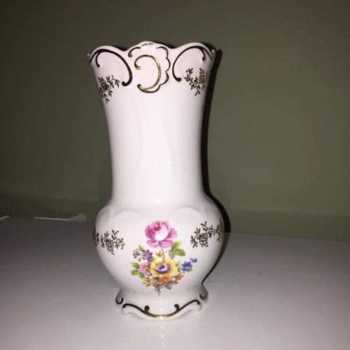 Porcelain vase for decoration