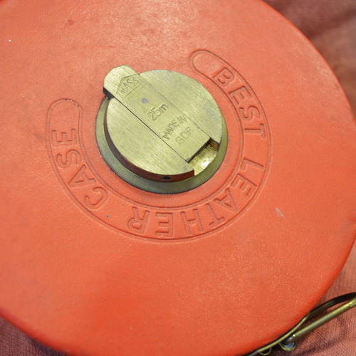 Collectible measuring tape 25 meters from former East Germany like new with leather case
