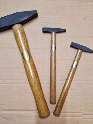 Σετ τρία σφυριά καινούργια, ένα 800gr και δύο 100gr