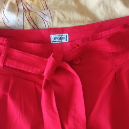 High-waisted red cotton pants, size M