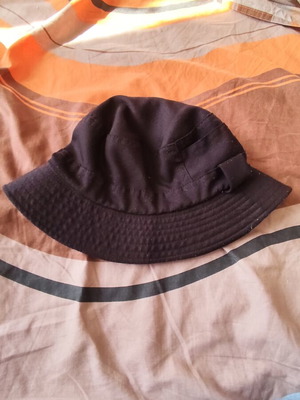 Bucket hat black used, minimal wear