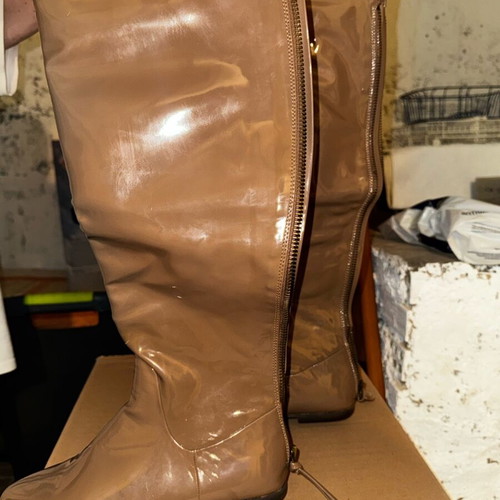 High boots leather patent like new, beige brown, size 40