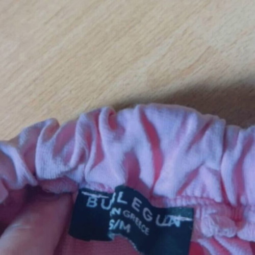 Bubblegun pink sports shorts, size M