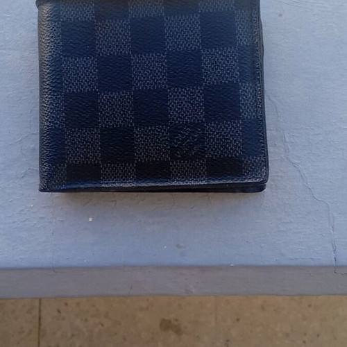 Wallet Louis Vuitton used for men grey