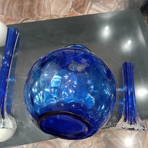 Lexus glass vase set in intense blue, like new