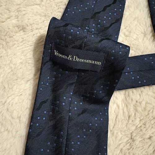 Ties like new