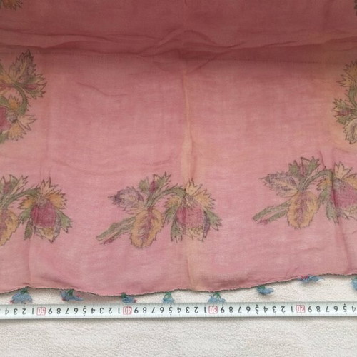 Kerchief with lace used