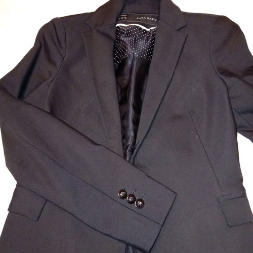 Zara black jacket like new, size XS