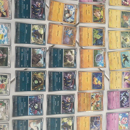 Pokemon cards set Paldea Evolved, 89 single cards like new