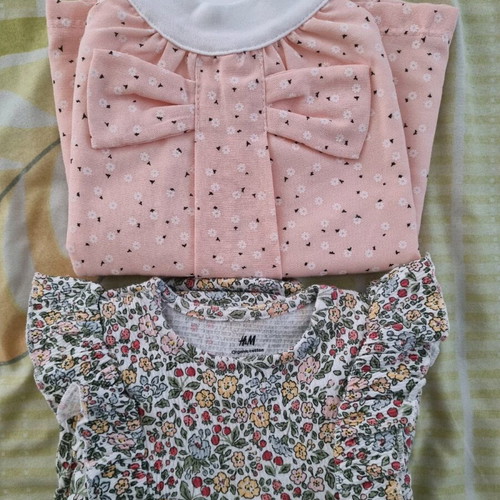 Dresses 2-4 months new, unworn, set of 2 pieces