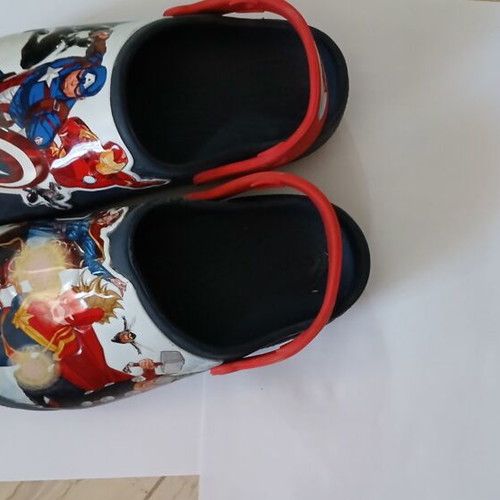 Crocs Avengers slippers used, size 34-35, multicolor