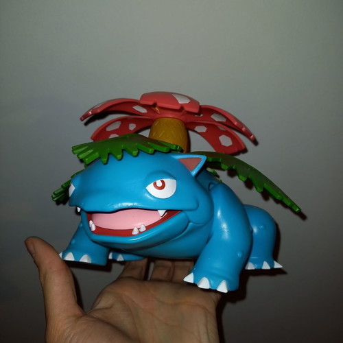 Pokemon Venusaur figure 17 cm length and 12 cm height like new